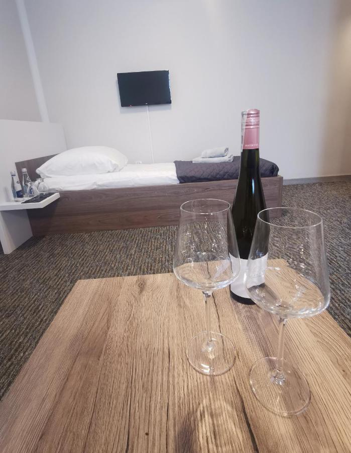 Loft Aparthotel Złocieniec エクステリア 写真